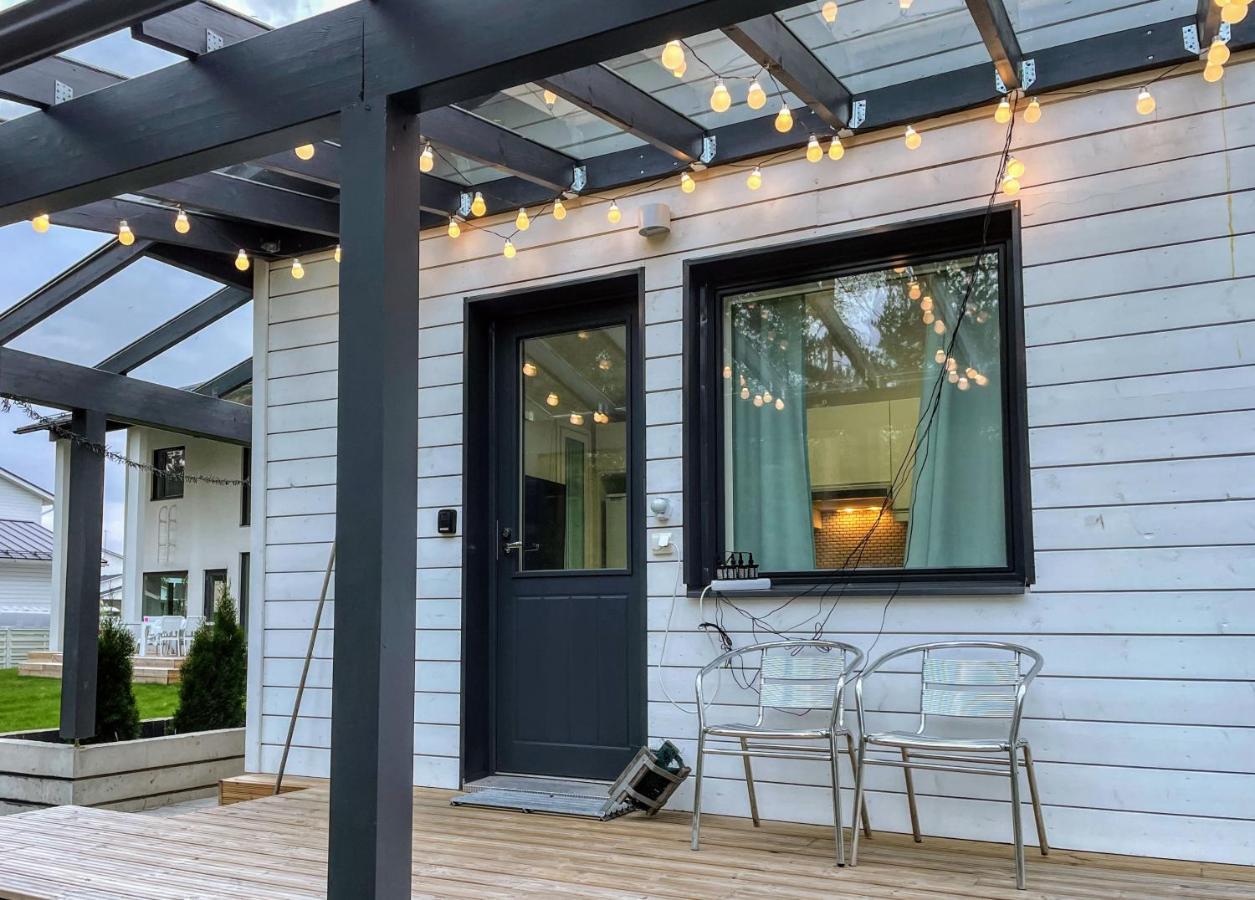 Cozy 4 Person Guesthouse On Quiet Residential Area Oulu Exterior photo